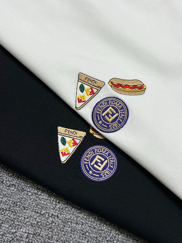 ブランドTシャツ背面デザイン